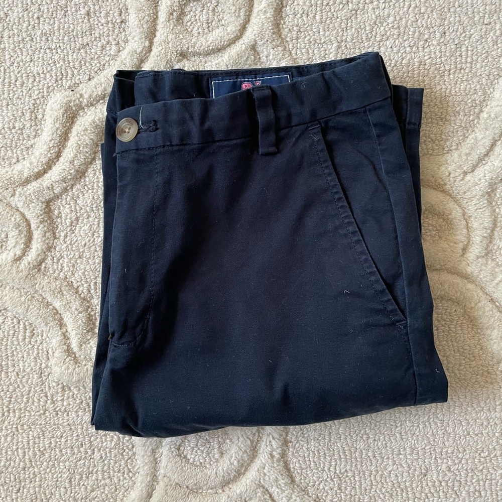 Vineyard Vines Boys Navy Breaker Short size 16